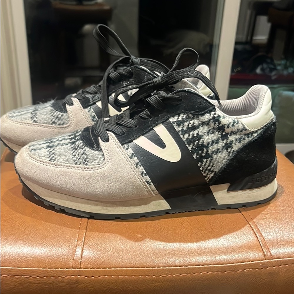 Tretorn Black grey and cream Sneakers